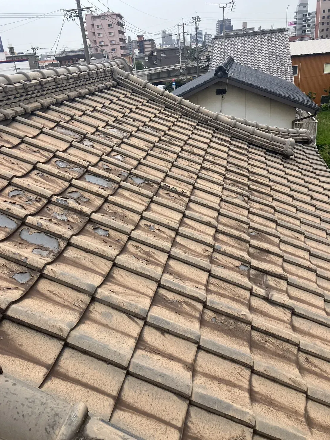 大分市　K様　屋根葺き替え2階のみ