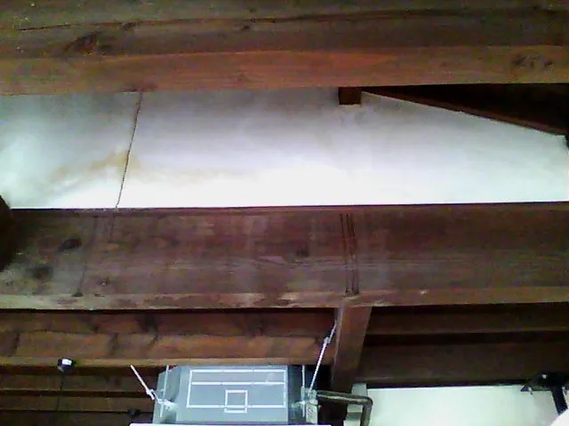 見逃さない雨漏り