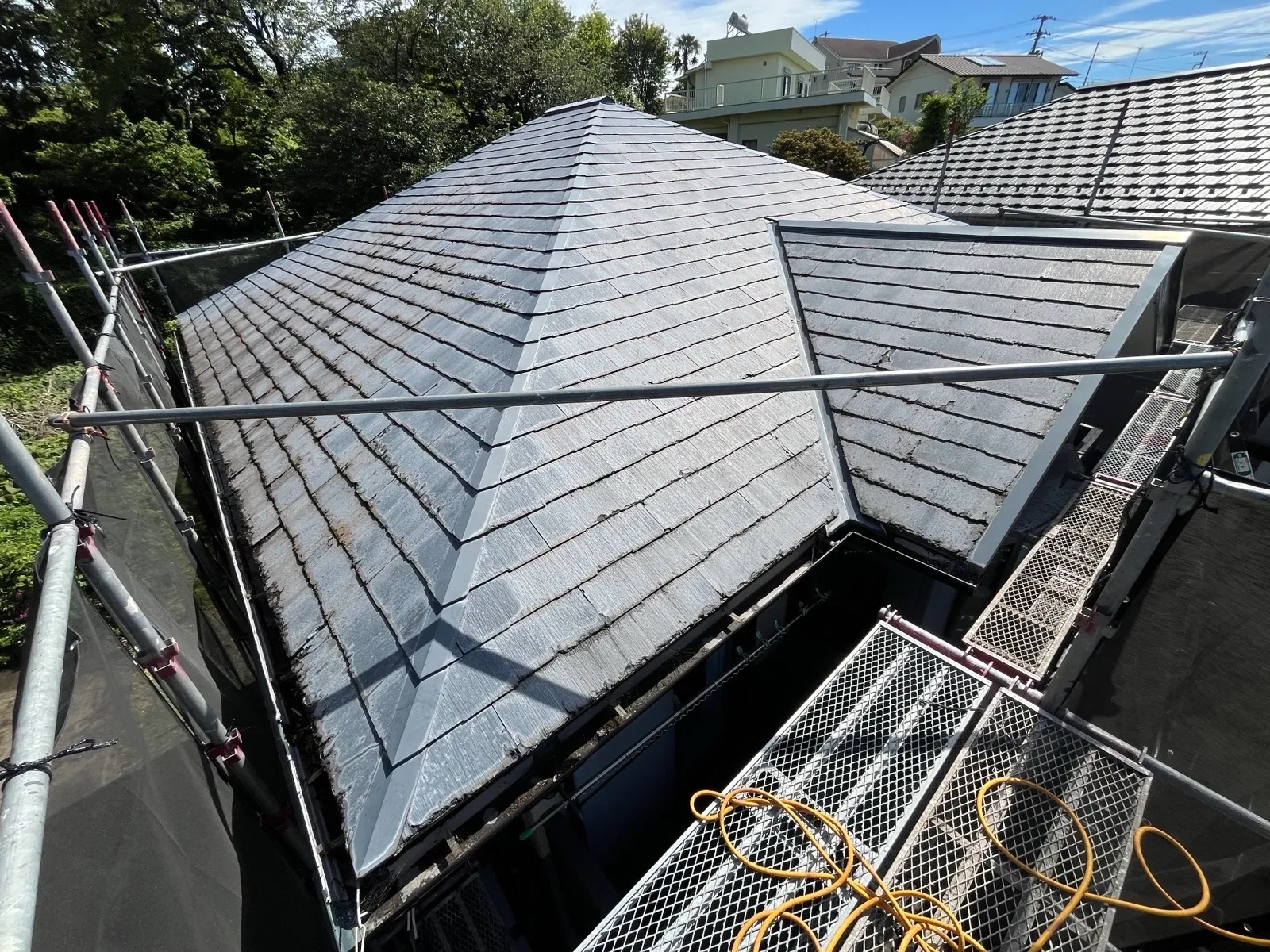 茨城県つくば市　屋根カバー工事