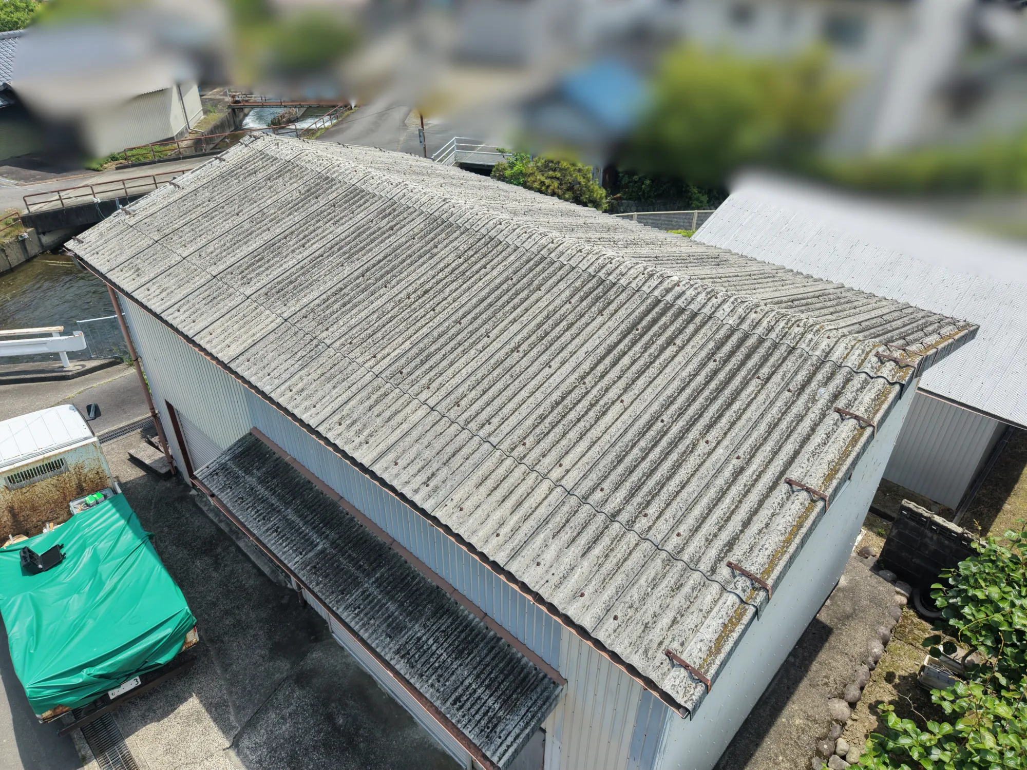 2026年7月施工　【本巣市】築50年のスレート屋根の葺き替え　錆びた外壁の塗装　あまどい交換