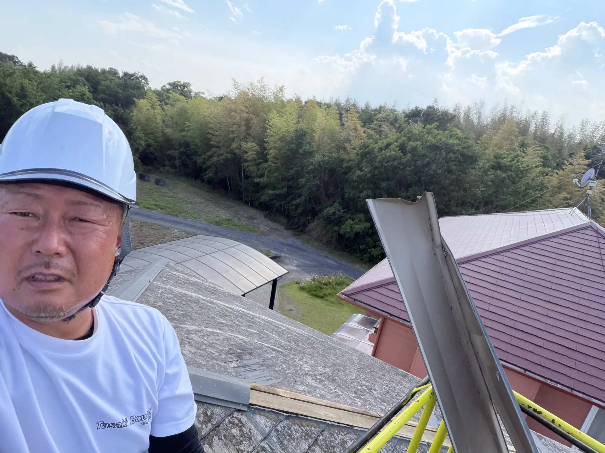 常陸太田市で台風被害の緊急対応！「高所作業車」の自社所有がもたらす圧倒的なスピードとご近所トラブル防止 - 施工後